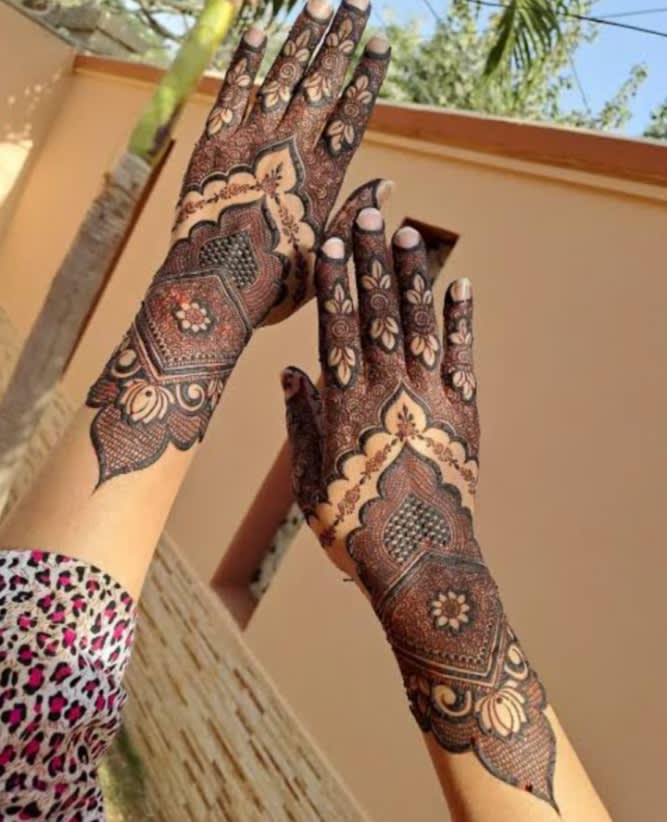Mehndi art by SAMEEL